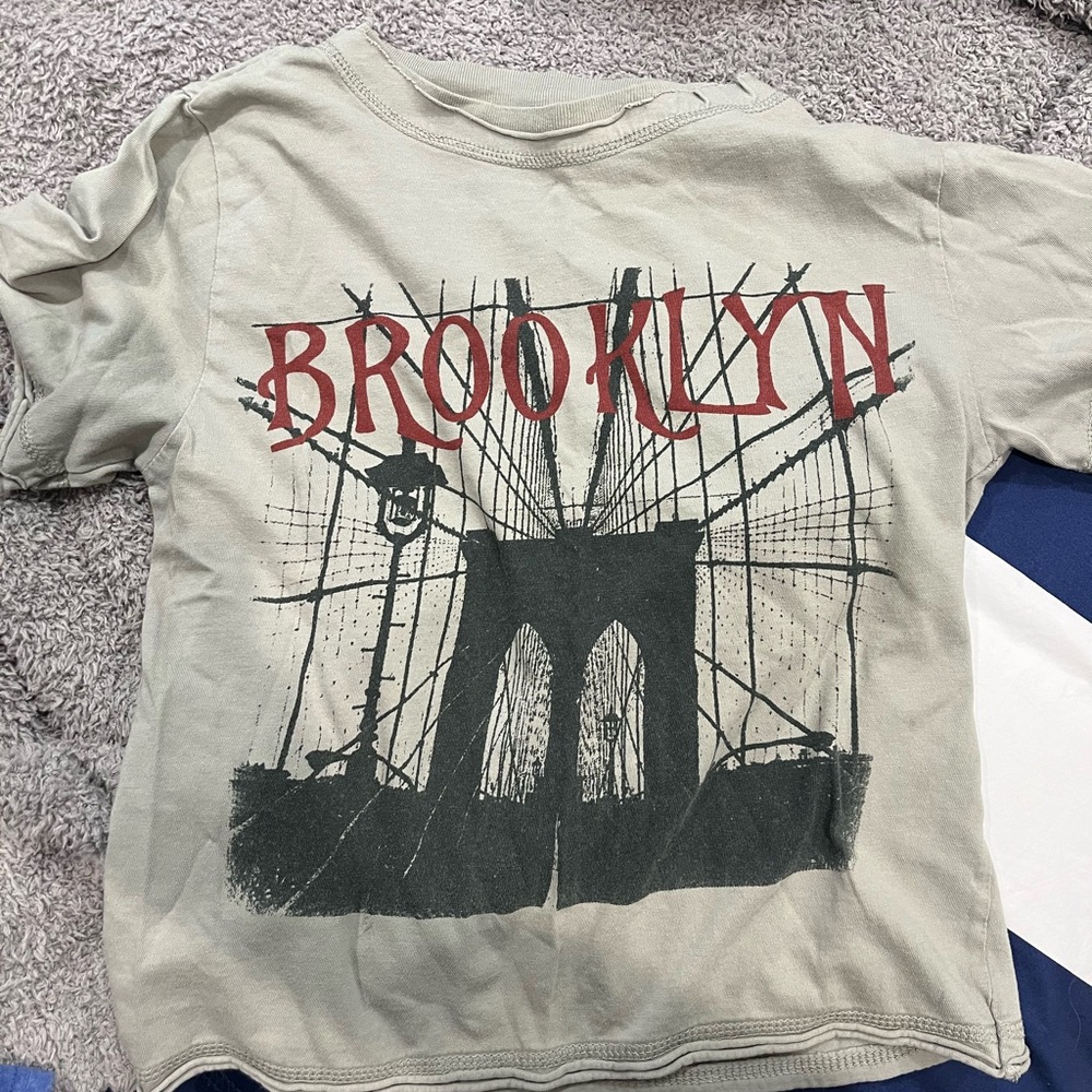Kids Brooklyn Graphic Kids T-Shirt sz 6